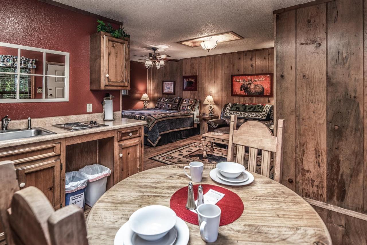 Shadow Mountain Lodge And Cabins รุยโดโซ ภายนอก รูปภาพ